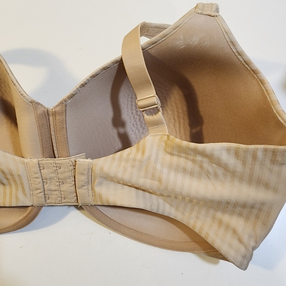 Plates Nude plus size Bra 40DDD - Picture 5 of 10